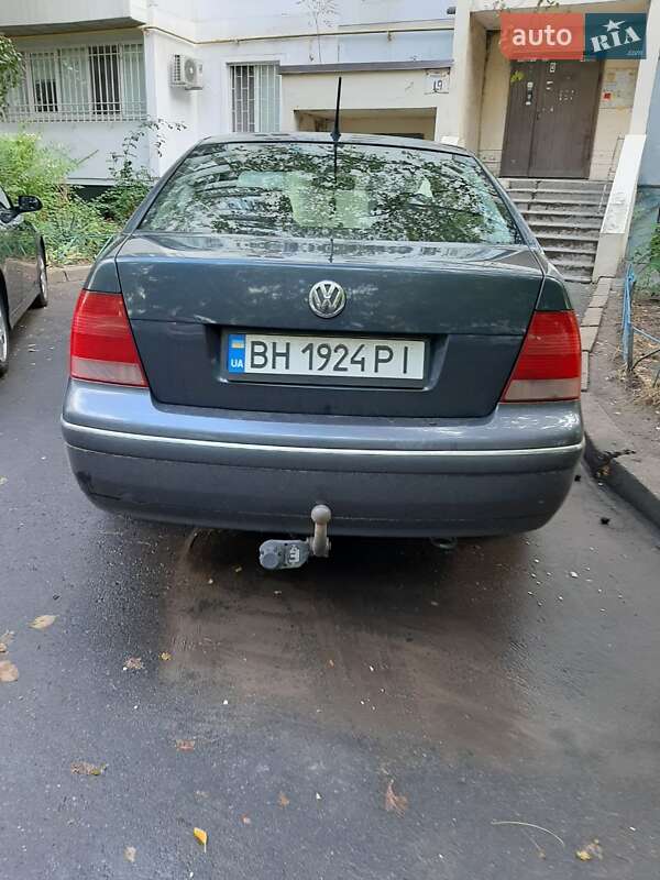 Седан Volkswagen Bora 2002 в Одесі