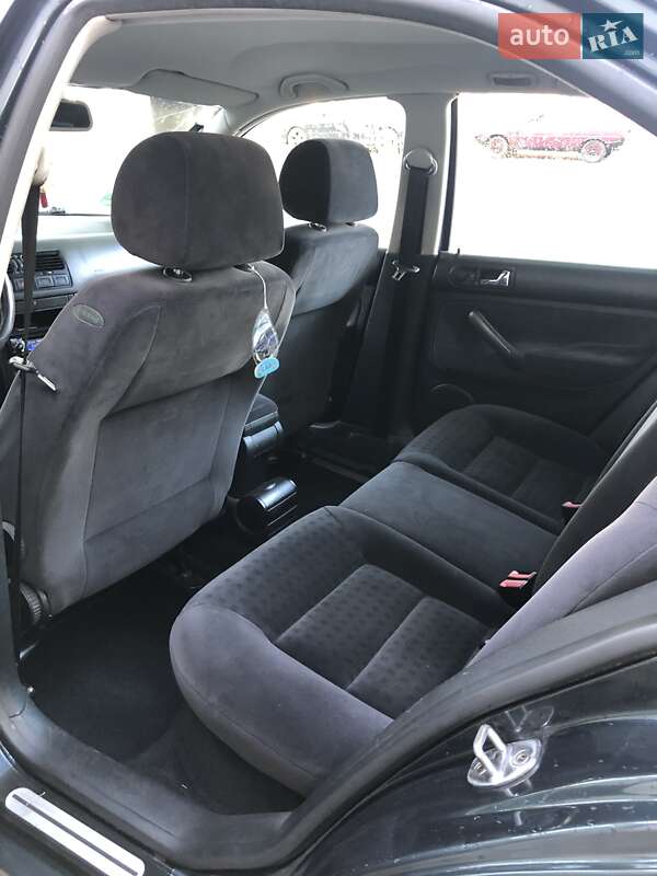 Седан Volkswagen Bora 2002 в Одесі