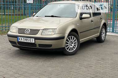 Седан Volkswagen Bora 2002 в Ірпені