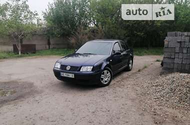 Седан Volkswagen Bora 1999 в Апостолово