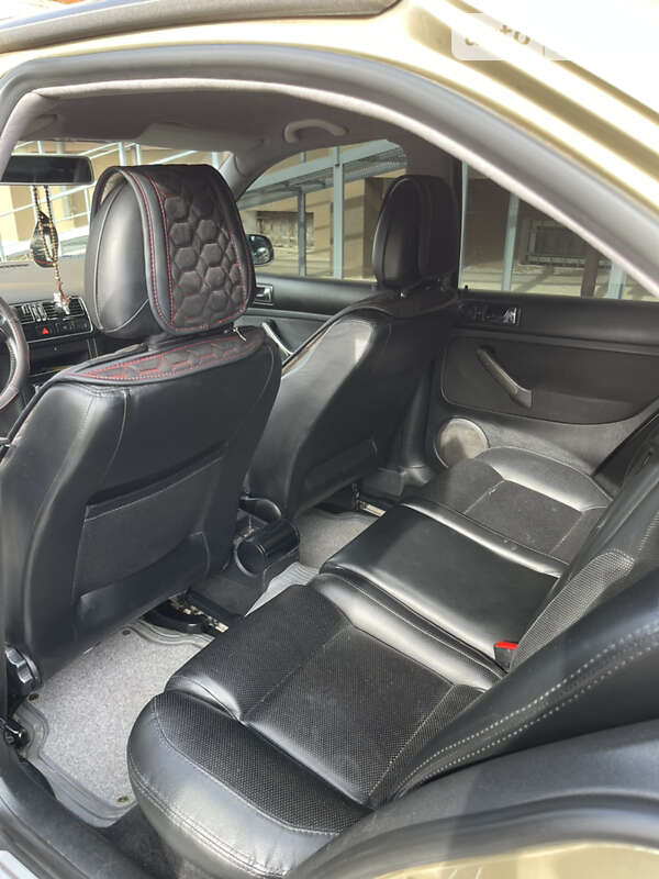 Седан Volkswagen Bora 2002 в Виннице