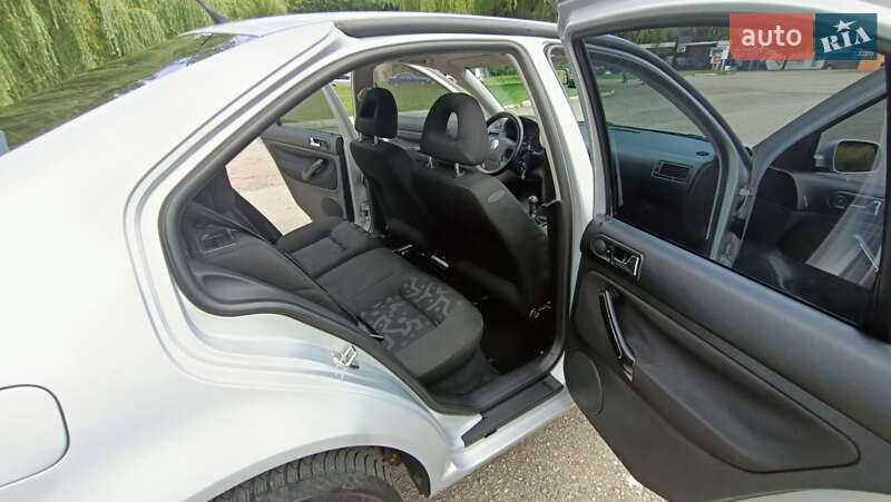 Седан Volkswagen Bora 2000 в Івано-Франківську