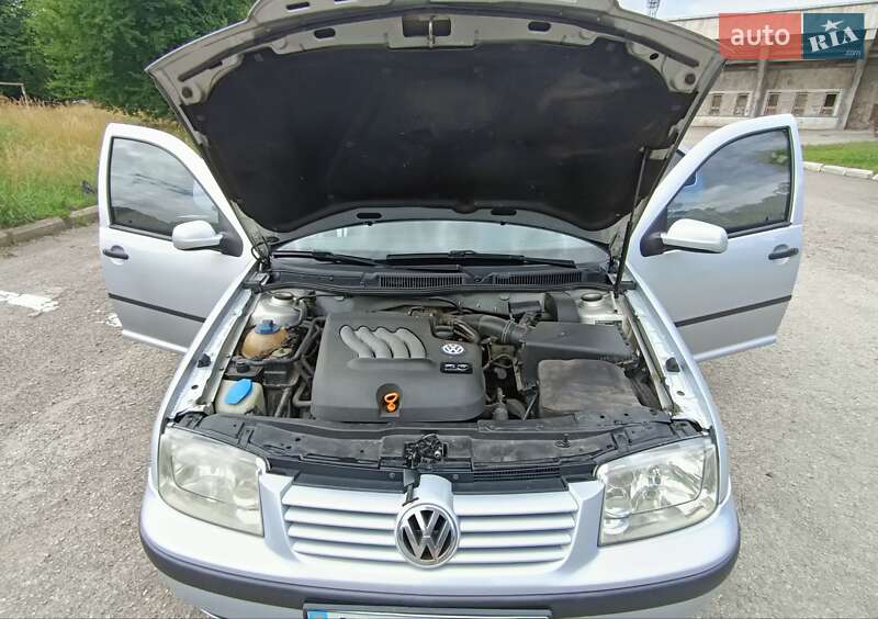 Седан Volkswagen Bora 2000 в Івано-Франківську