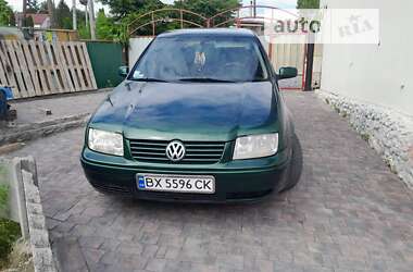 Седан Volkswagen Bora 1999 в Дунаевцах