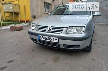 Седан Volkswagen Bora 2001 в Красилове