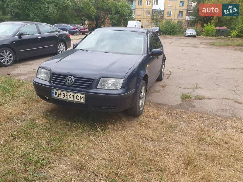 Седан Volkswagen Bora 1999 в Краматорске