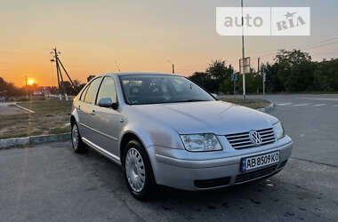 Седан Volkswagen Bora 2000 в Іллінцях