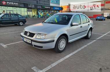 Седан Volkswagen Bora 1998 в Києві