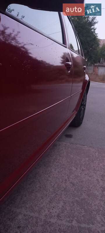 Седан Volkswagen Bora 1999 в Чернигове