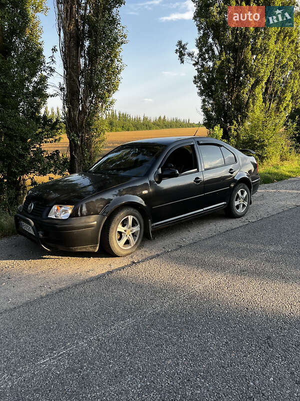 Седан Volkswagen Bora 2000 в Мурованых Куриловцах