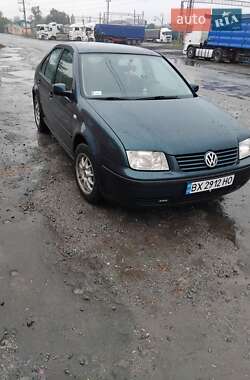 Седан Volkswagen Bora 2002 в Славуте