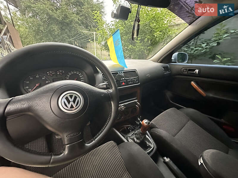 Седан Volkswagen Bora 2000 в Іллінцях