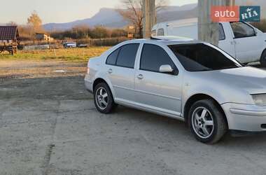 Седан Volkswagen Bora 1999 в Тячеві