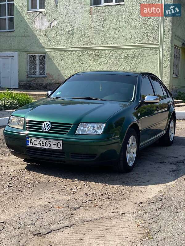 Седан Volkswagen Bora 1999 в Любомлі