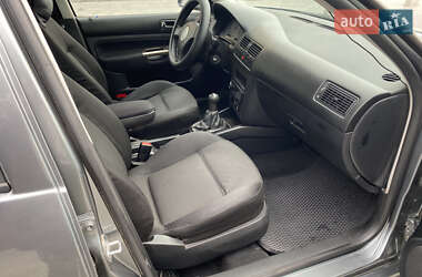 Седан Volkswagen Bora 2003 в 