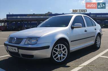 Седан Volkswagen Bora 2001 в Києві