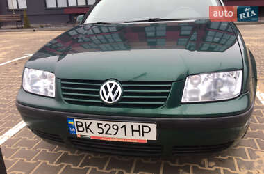 Седан Volkswagen Bora 2000 в Ровно