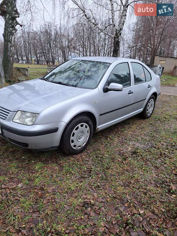 Седан Volkswagen Bora 2001 в Хмельнике