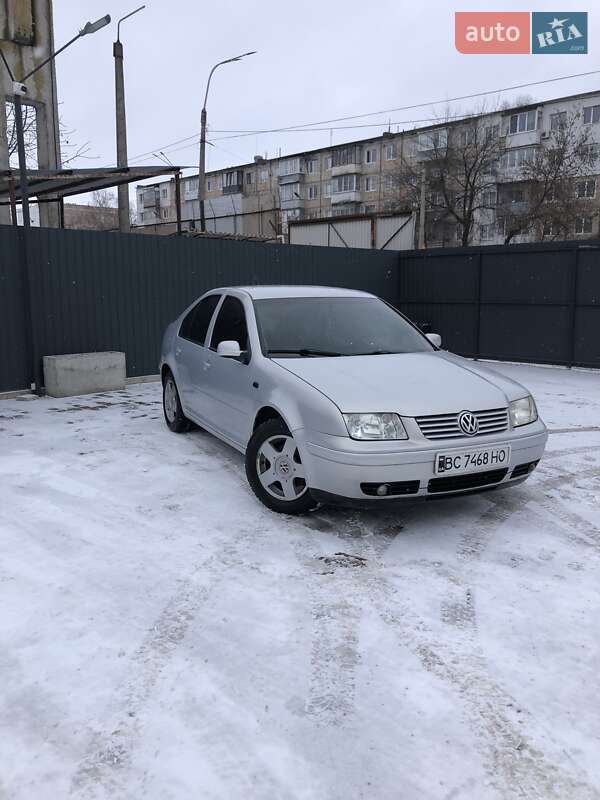 Седан Volkswagen Bora 1998 в Тернополі