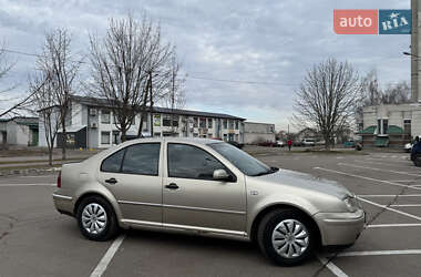 Седан Volkswagen Bora 2004 в 