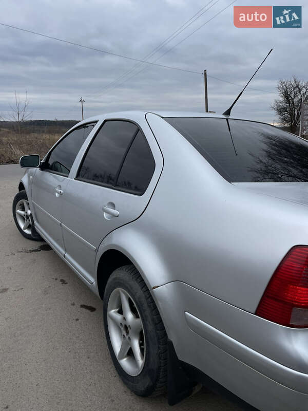 Седан Volkswagen Bora 2005 в Комарному фото 10 Седан Volkswagen Bora 2005 в Комарному