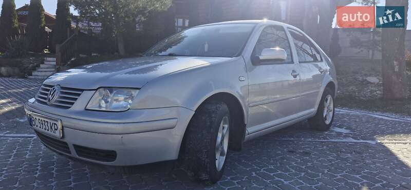 Седан Volkswagen Bora 2000 в Львове