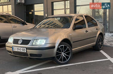 Седан Volkswagen Bora 2005 в Чернигове