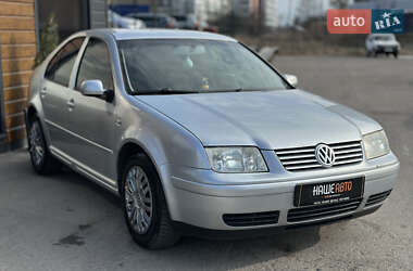 Седан Volkswagen Bora 2002 в Червонограді