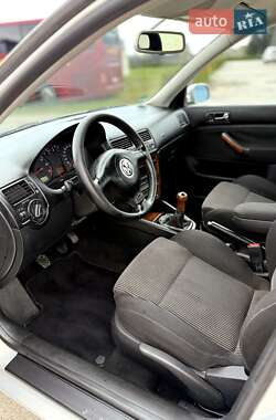 Седан Volkswagen Bora 2000 в 