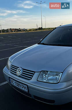 Седан Volkswagen Bora 2000 в 