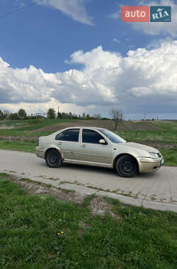 Седан Volkswagen Bora 2002 в 