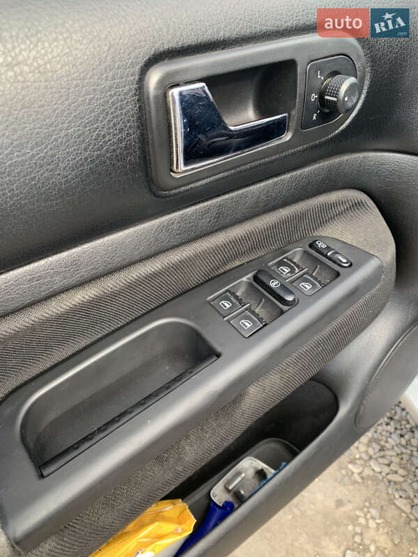 Седан Volkswagen Bora 2001 в Коломые