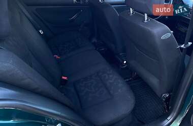 Седан Volkswagen Bora 1999 в 