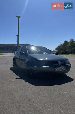 Седан Volkswagen Bora 2003 в 