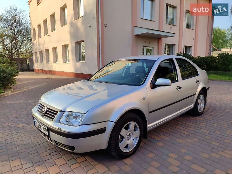 Volkswagen Bora 2002