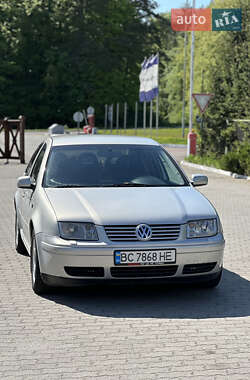 Седан Volkswagen Bora 1999 в 