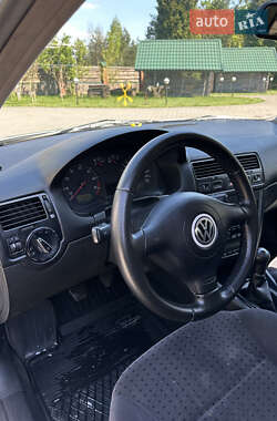 Седан Volkswagen Bora 1999 в 