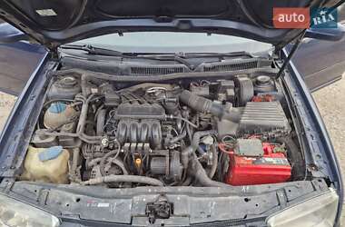 Седан Volkswagen Bora 2003 в 