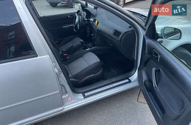 Седан Volkswagen Bora 2003 в 