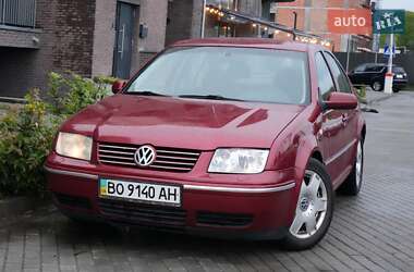 Седан Volkswagen Bora 1999 в 