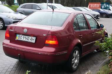 Седан Volkswagen Bora 1999 в 