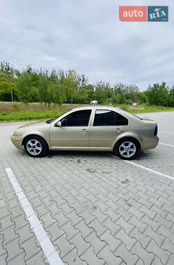 Седан Volkswagen Bora 2002 в Львові