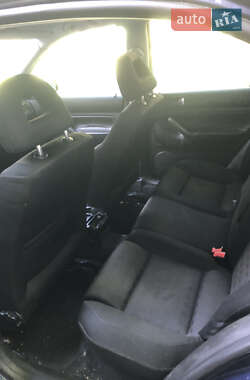 Седан Volkswagen Bora 2002 в 