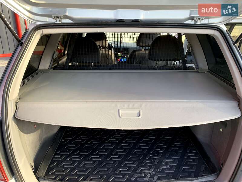 Универсал Volkswagen Bora 1999 в Киеве