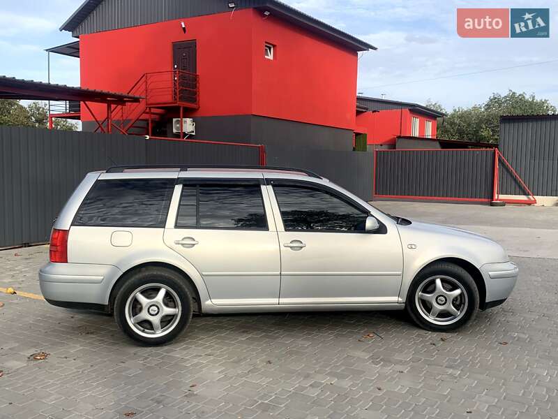 Универсал Volkswagen Bora 1999 в Киеве