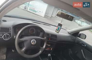Седан Volkswagen Bora 2000 в 