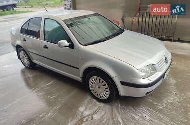 Седан Volkswagen Bora 2000 в Заставній