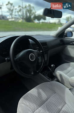 Універсал Volkswagen Bora 1999 в 