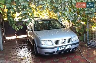 Седан Volkswagen Bora 2001 в Покровском