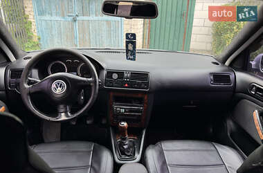 Седан Volkswagen Bora 2001 в 